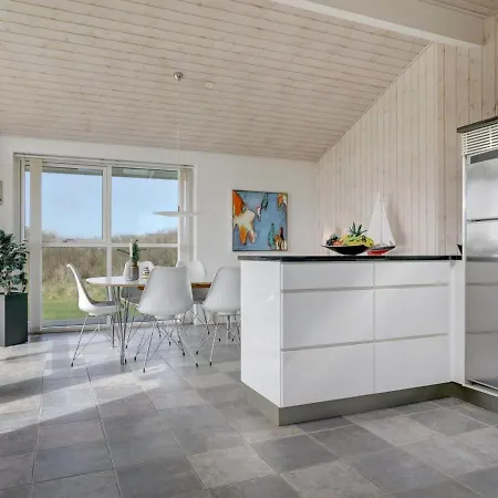 Holiday home Ohto - 400m From The Sea In Nw Jutland By Interhome Hjorring