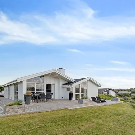 Ohto - 281m From The Sea By Interhome *